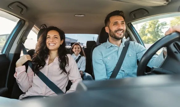 Une famille en voiture