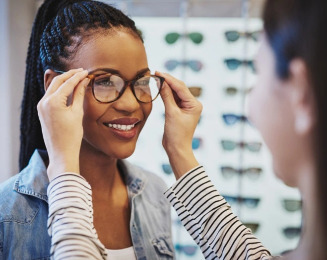 Remboursement lunettes et remboursement optique Macif
