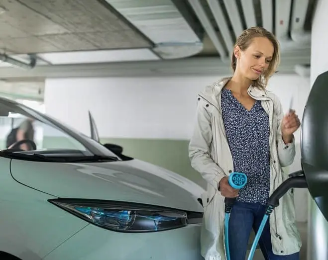 Comment trouver le meilleur crédit voiture électrique – Macif